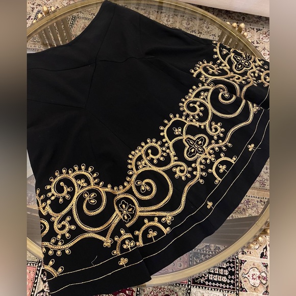 Sunny Leigh Skirt With Gold Embroidery - Picture 3 of 4